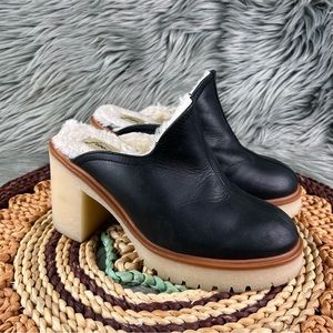 Free People Sz 37 /7 US James Black Cozy Leather Hi Heel Lug Sole Mule Shoes